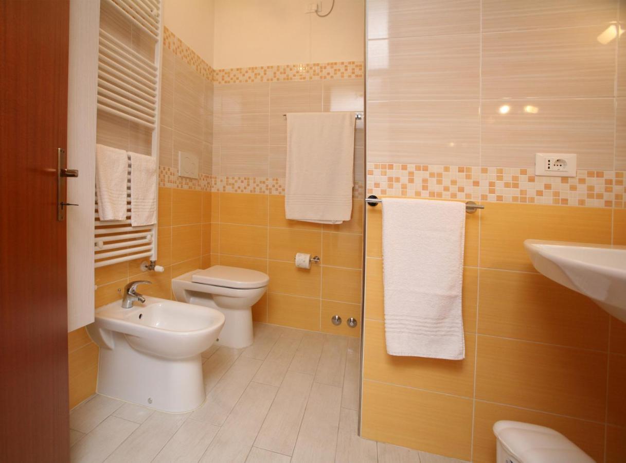 I Salici Di Laura Bed and Breakfast Porto Fuori Εξωτερικό φωτογραφία
